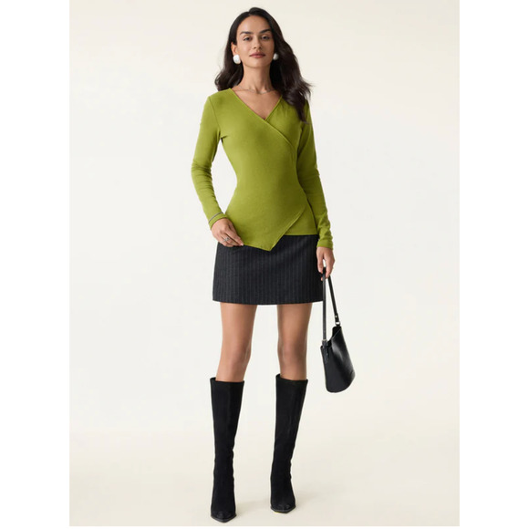 OGL LiteWarm Surplice Skimming Long Sleeve Top NWT SIZE 2XL - Picture 5 of 6